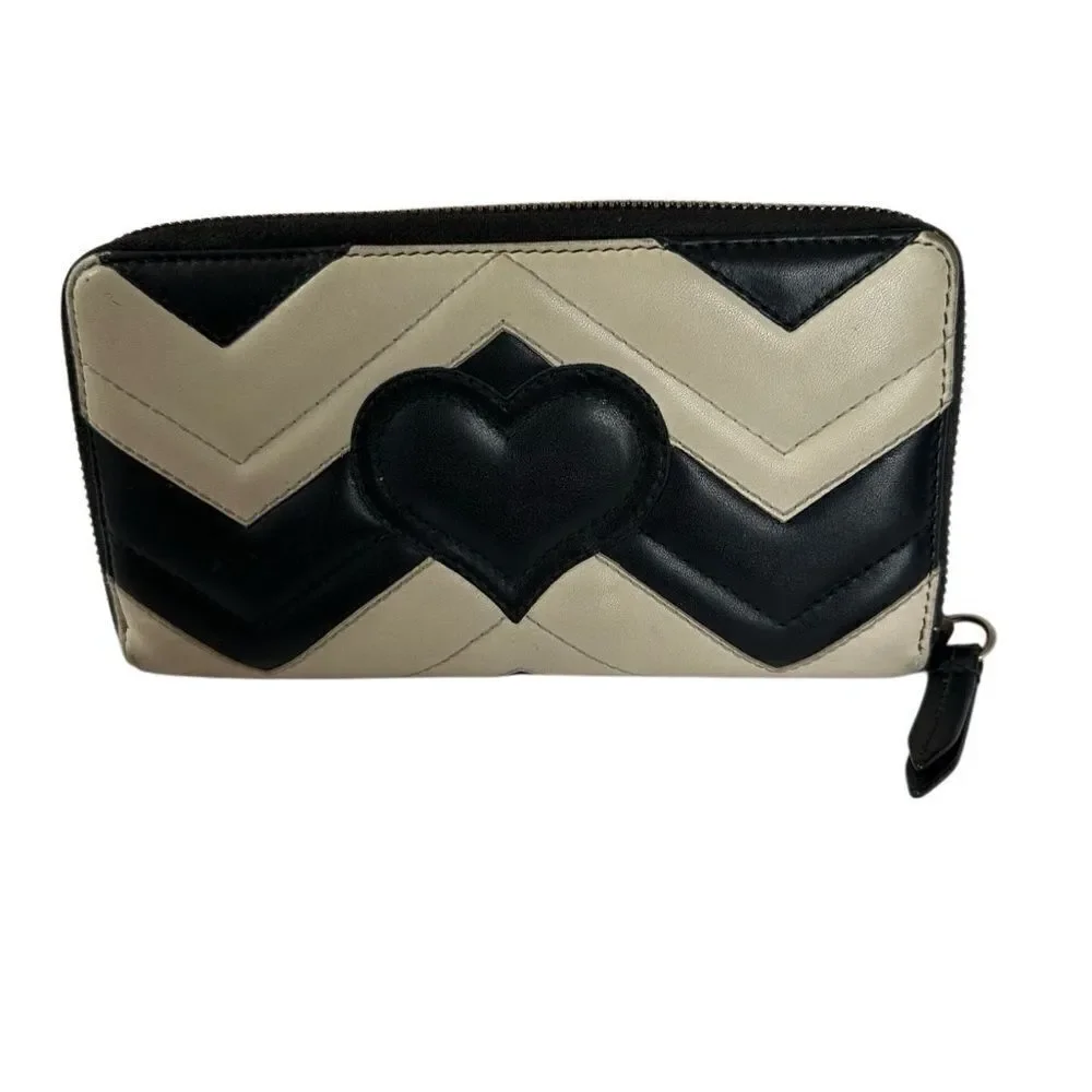 Marmont quilted leather with gold GG logo